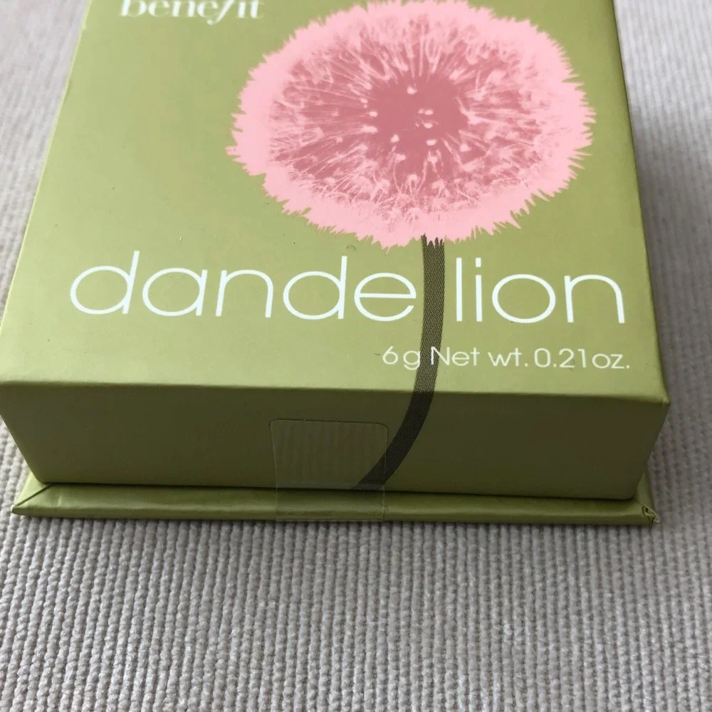 Benefit Dandelion Soft Pink Blush, sealed